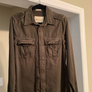 Men’s Abercrombie + Fitch button-down.